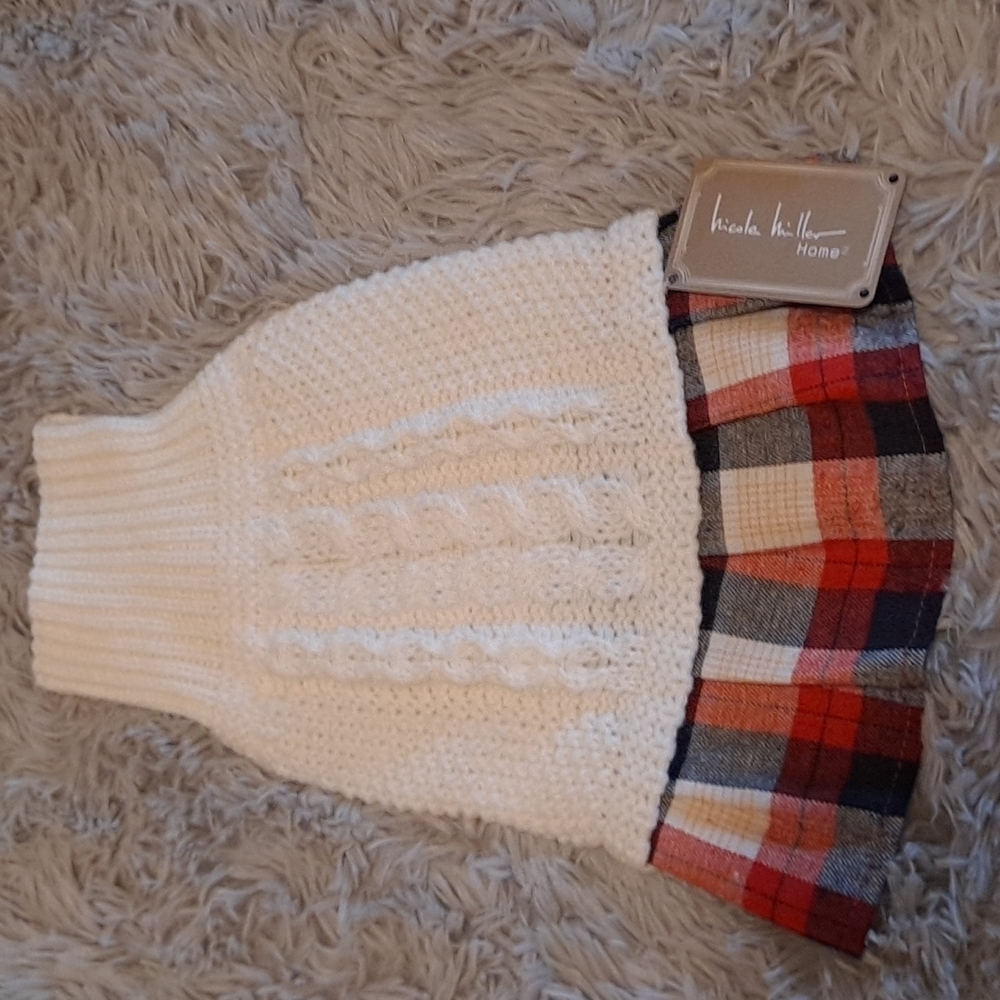 NWT Dog Sweater Dress by Nicole Miller - Xtra-small